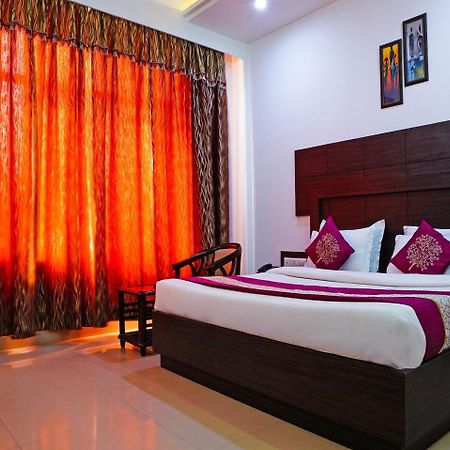 Madhu Resort Agra  Exterior foto