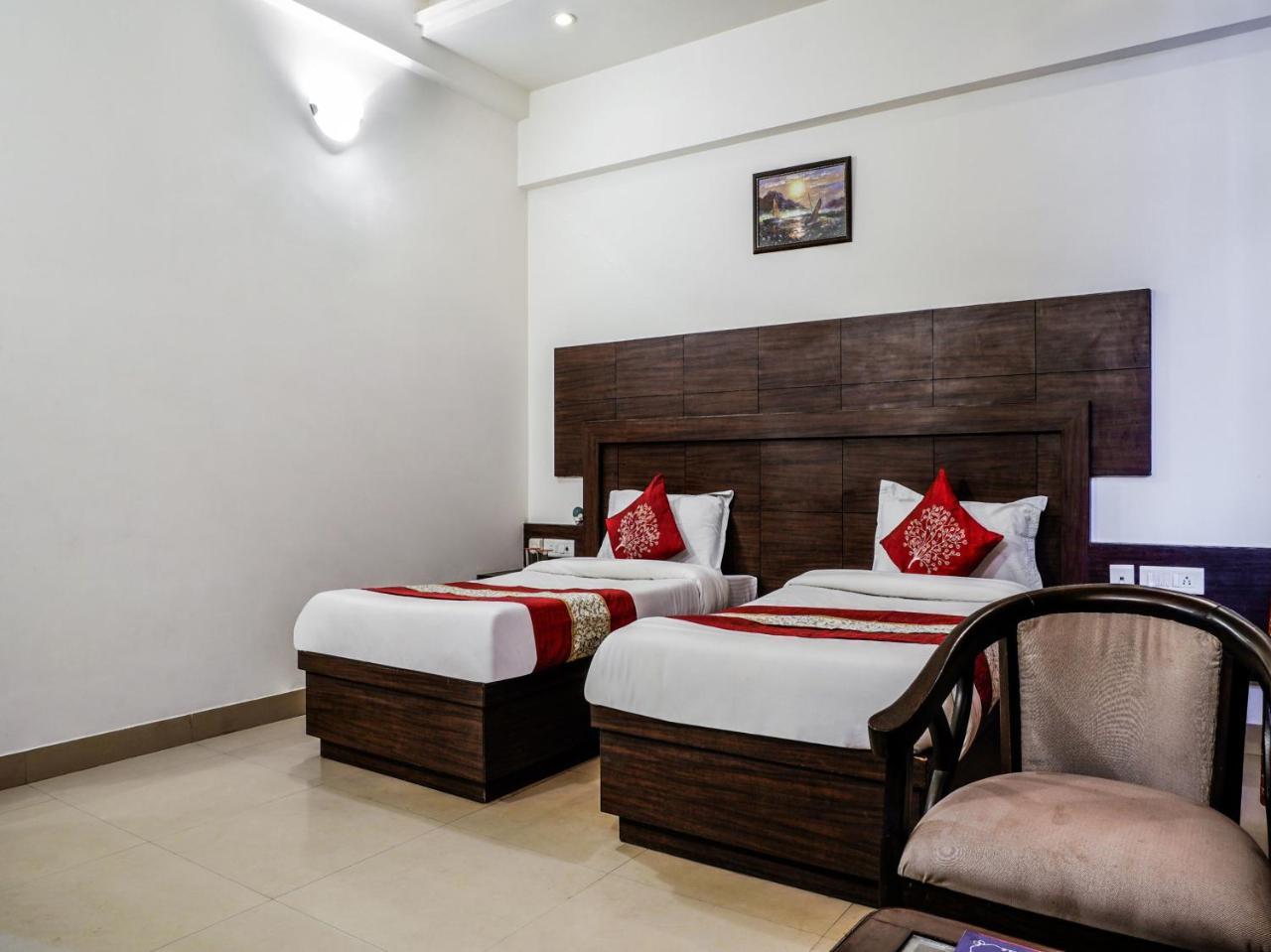 Madhu Resort Agra  Exterior foto